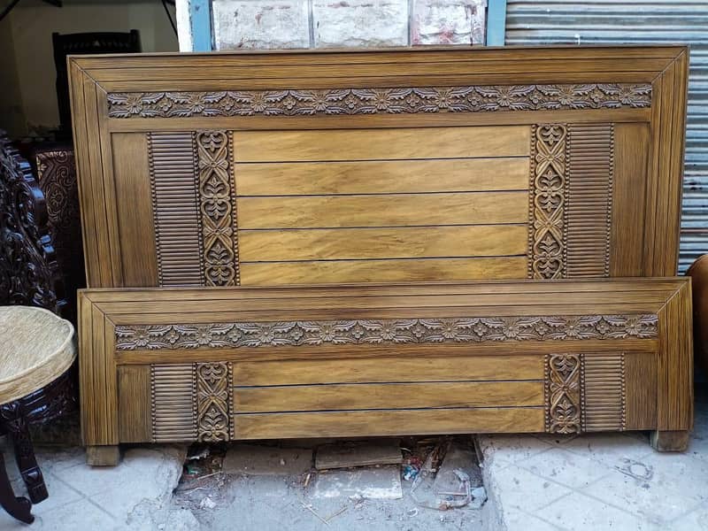 King Size Double Bed/ Wooden bed /bedset/ wooden bedset. Singal bed . 1