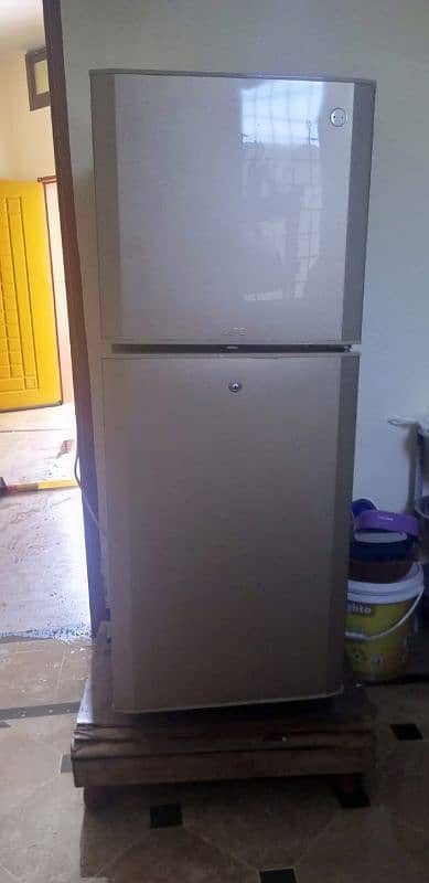 29000 fridge 10. /10 condition 0