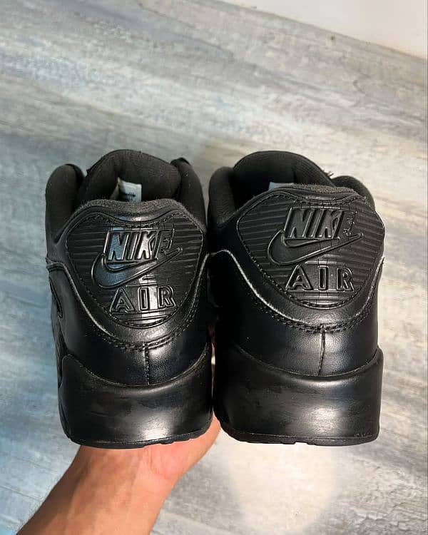 Original Nike Air Max All Black - Size US10 3