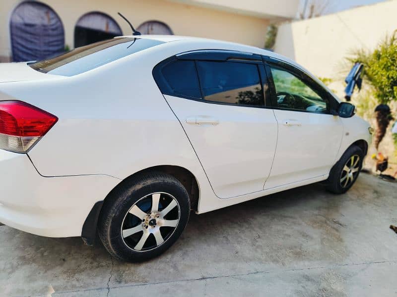 honda city 1.3 manual lahore rigister 3