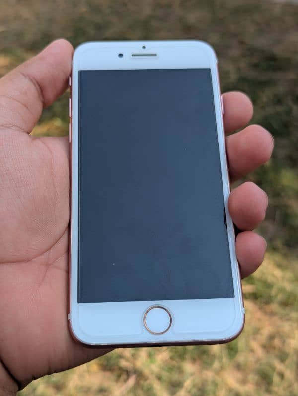 Iphone 7 Non PTA 32 gb 4