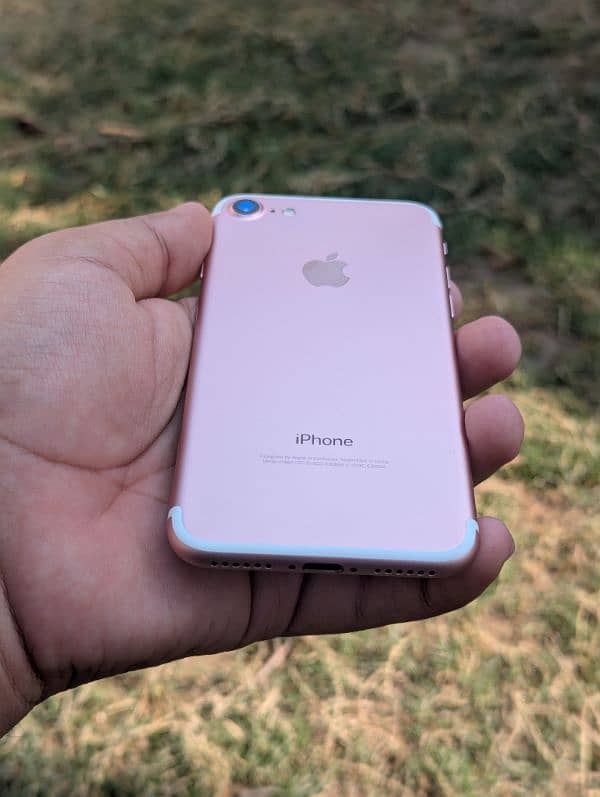 Iphone 7 Non PTA 32 gb 9