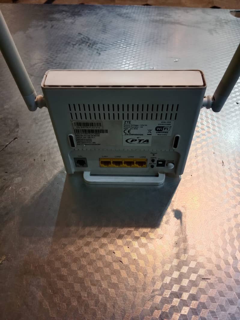 PTCL Router VDSL CPE ZXHN H168N 1