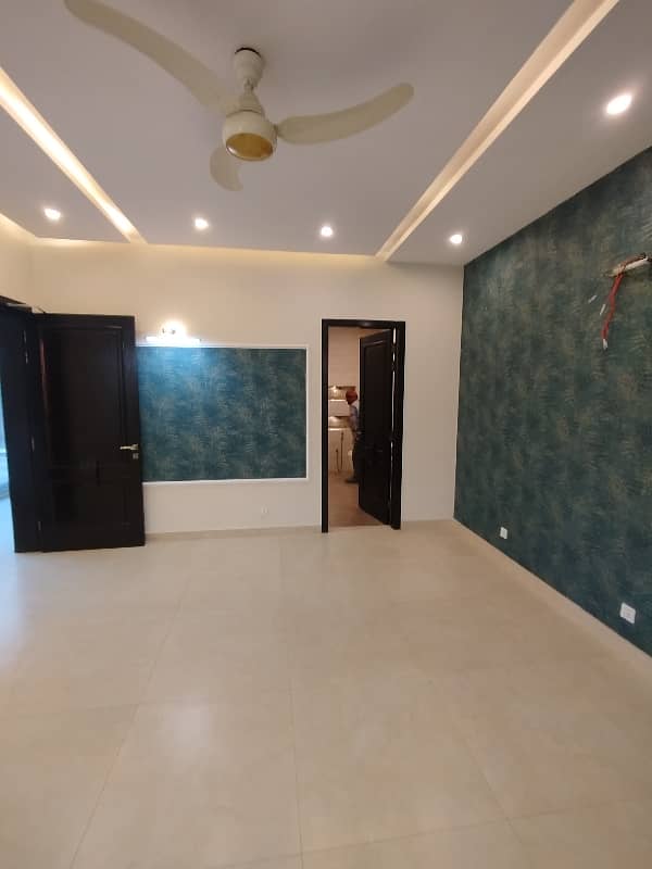 1 Kanal House For Rent In DHA Phase 7 5 Beds, 6 Bathrooms 7