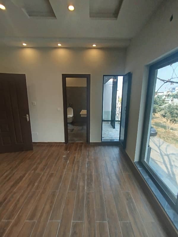 5 Marla House for Rent in DHA Phase 6 3 Beds, 4 Bathrooms 10