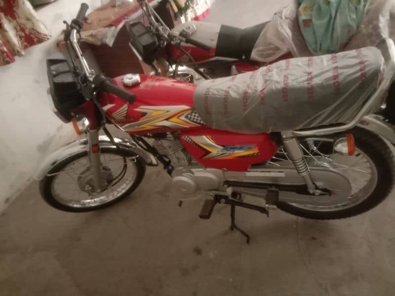 2025 Honda condition 10/10 km 377 2