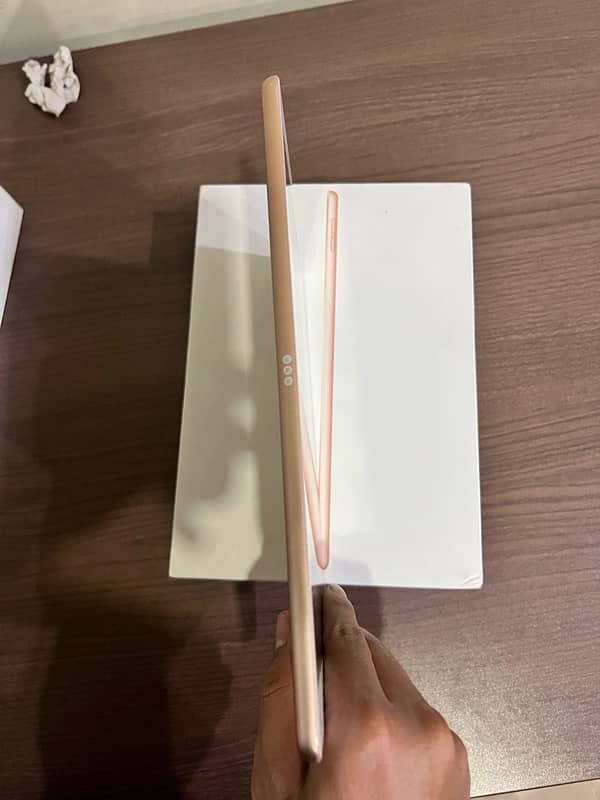 ipad 8th generation 128gb 7