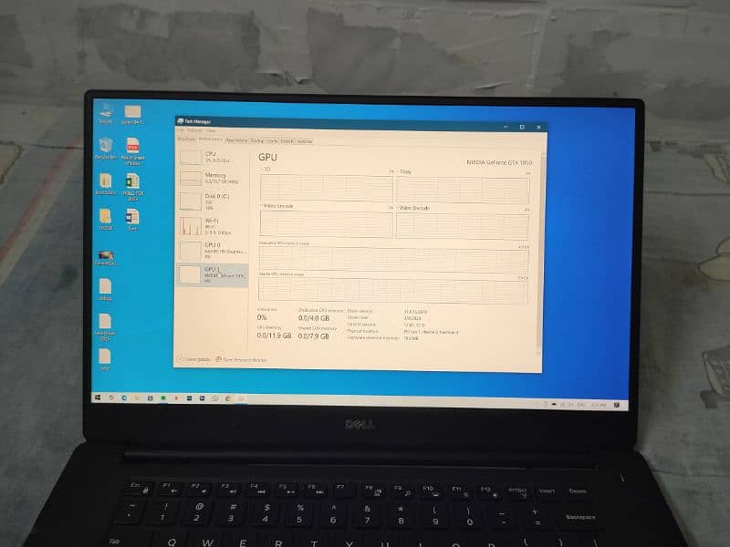 Dell XPS 15 9560 7th Gen Intel i7 High-Performance Laptop 6