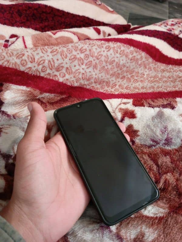 One plus 6T 8/128 only panel changing required exchange possible 2