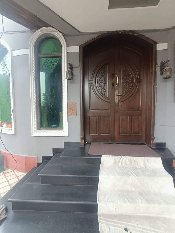 Separate Gate,Corner 3 Beds 15 Marla Upper Portion for Rent in DHA Phase 6 Lahore 8