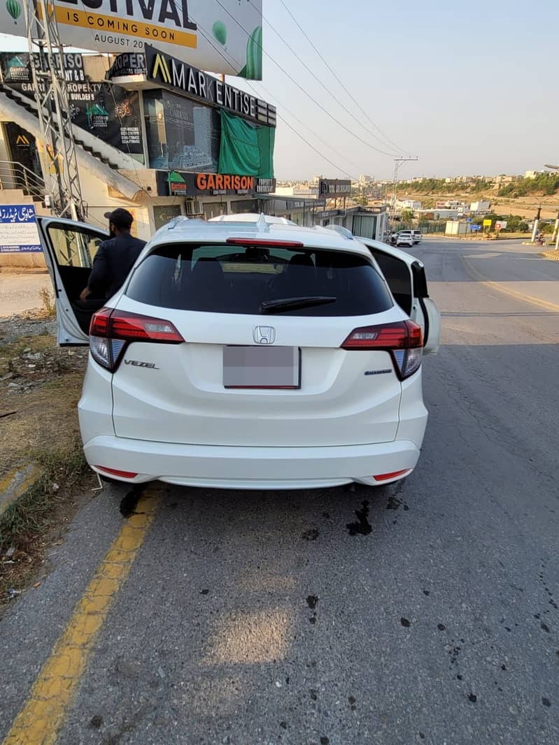 Honda Vezel Hybrid Z Model 2014/19 2