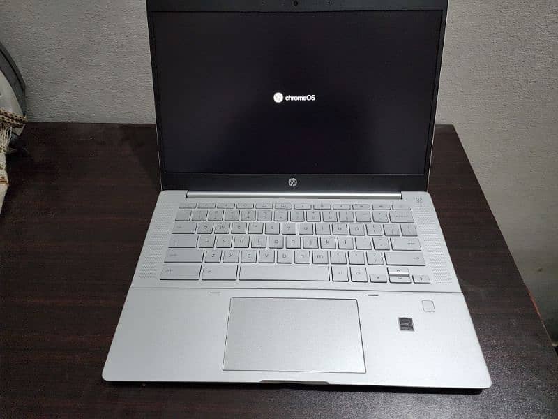 HP Pro i7 Chromebook/Laptop 16/128 1