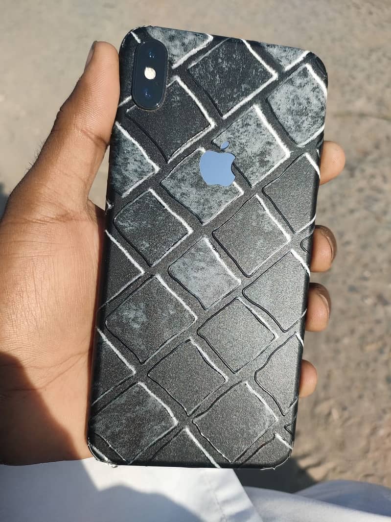 I phone Xs max for sale 0