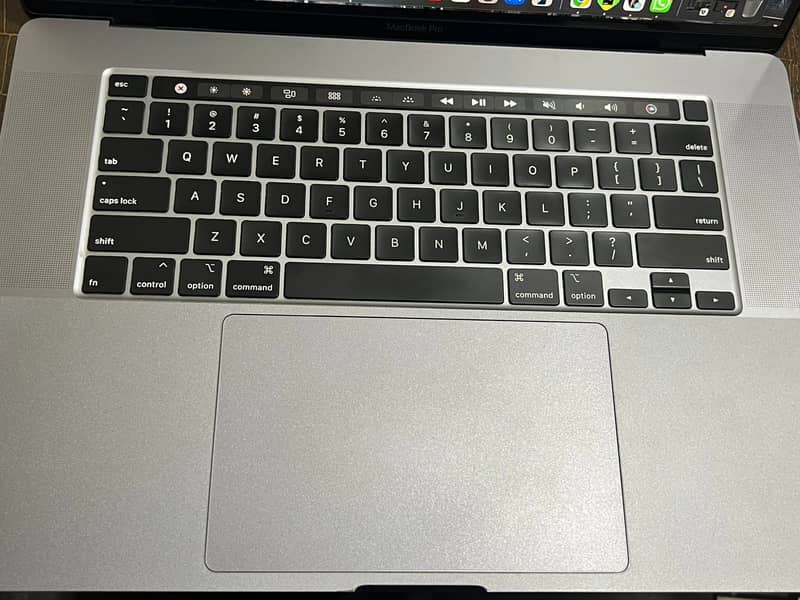 Macbook pro 2019 i9 4