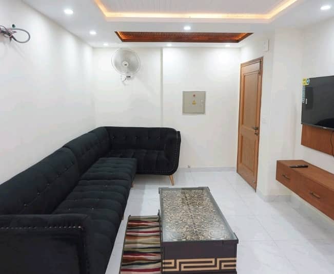 A 800 Square Feet Flat Is Up For Grabs In Bahria Town 0