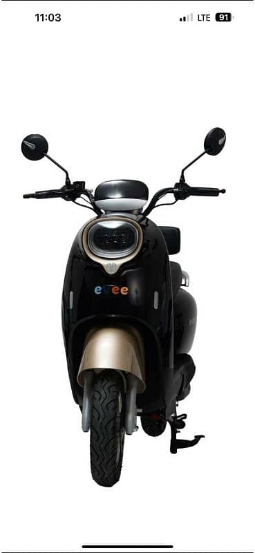 evee scooty (600 watt) 0