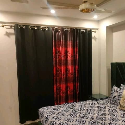 400 Square Feet Flat In Bahria Town For rent At Good Location 9