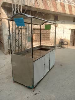 burger shawarma with fryer counter