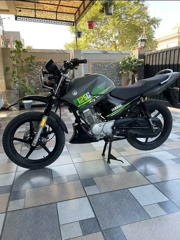 yamaha ybr 125 g 2023 4