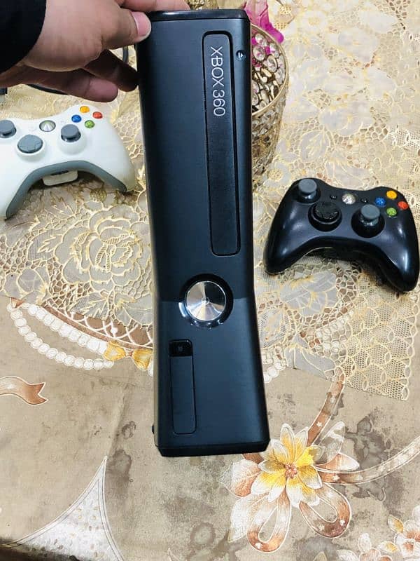 Xbox 360 SLIM Jailbreak JTAG 200+ Games installed 1