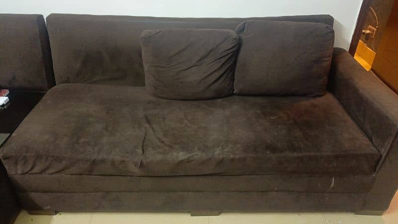 sofa L shape avg condition negiotable 2