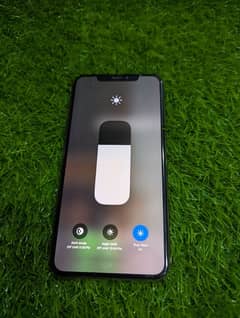 xsmax 64 GB face Id not working non open  battery service pr hai