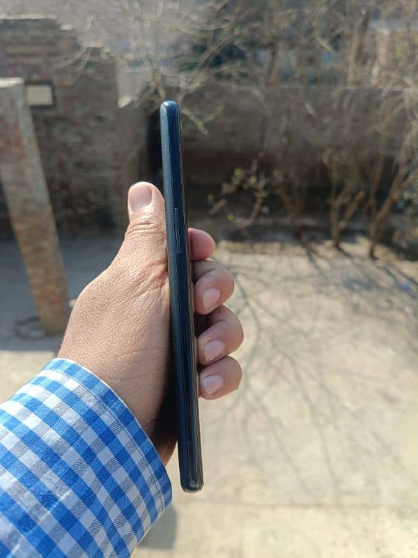 One Plus 9 Pro Approved 4