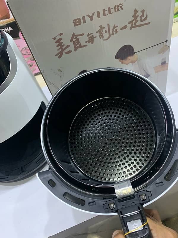 Air Fryer 6 Litre BiYi Company Korean Brand International 4