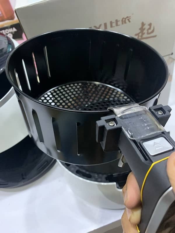 Air Fryer 6 Litre BiYi Company Korean Brand International 5