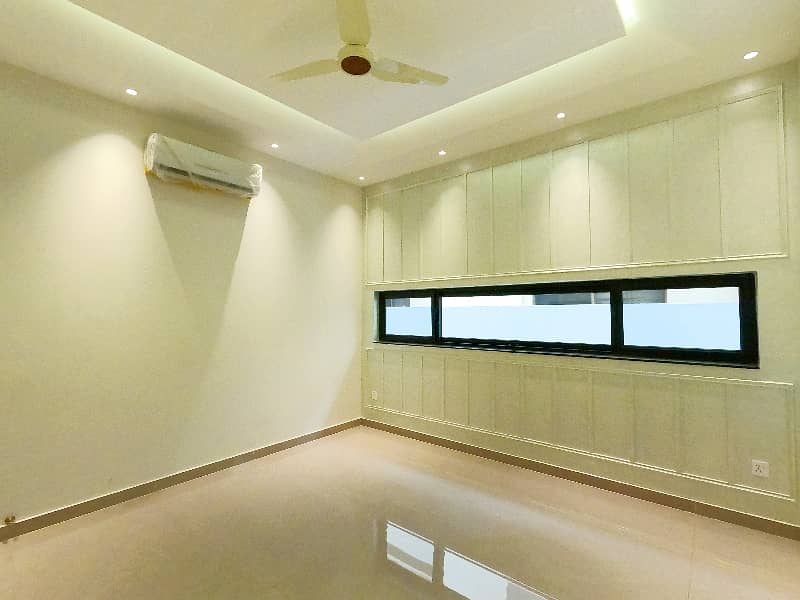 1 Kanal House Is Available In EME Society - Block D 17