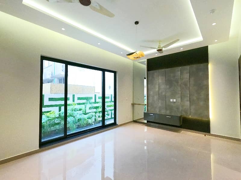 1 Kanal House Is Available In EME Society - Block D 22