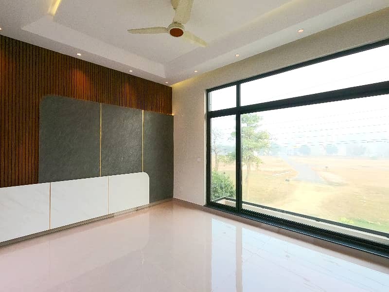 1 Kanal House Is Available In EME Society - Block D 39