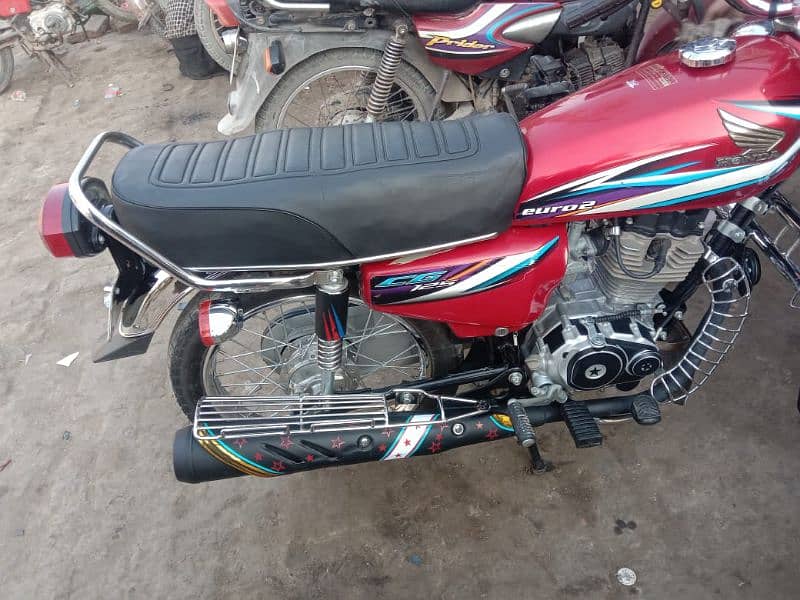 honda 125 2015 modal neat and clean bike for sale 3