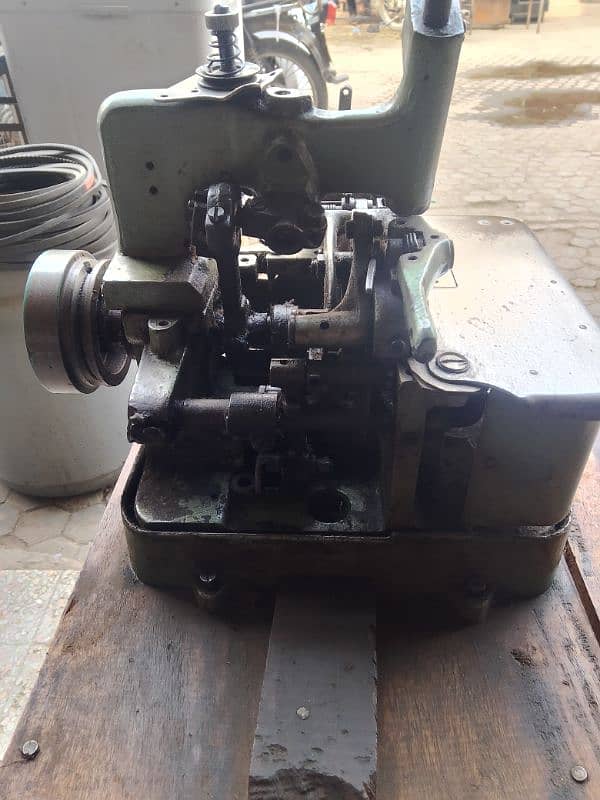 Overlock Machine for sale . 0320-4671404 3