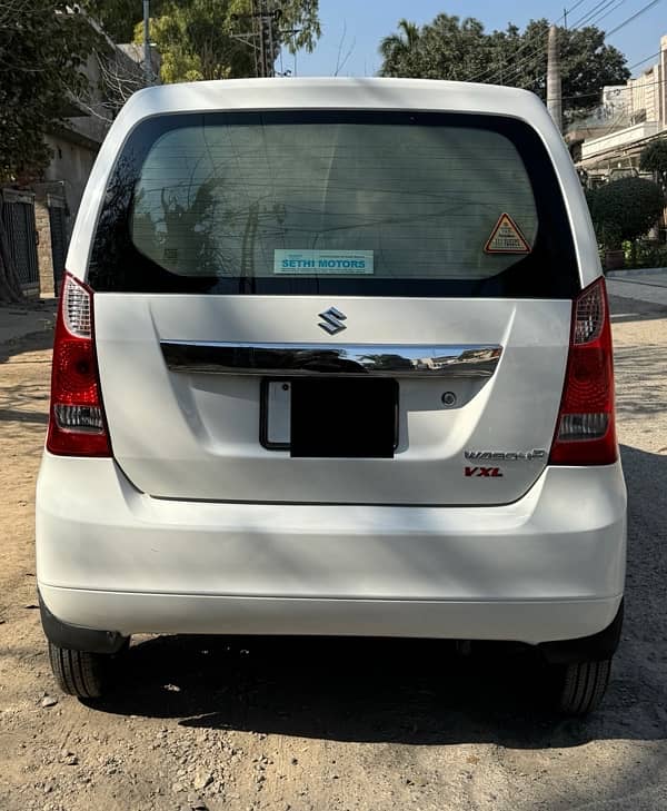 Suzuki Wagon R 2018 1