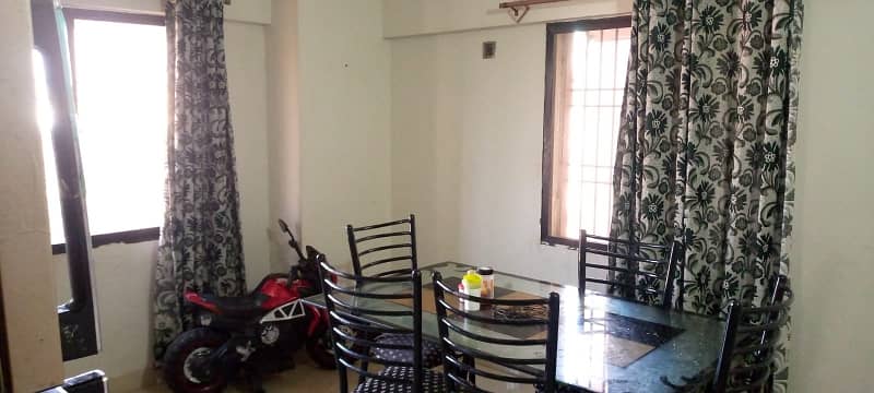 Prime Location In Federal B Area - Block 8 Flat Sized 1200 Square Feet For sale 2