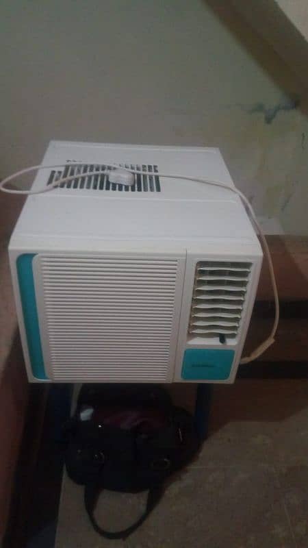 Window inverter AC 1