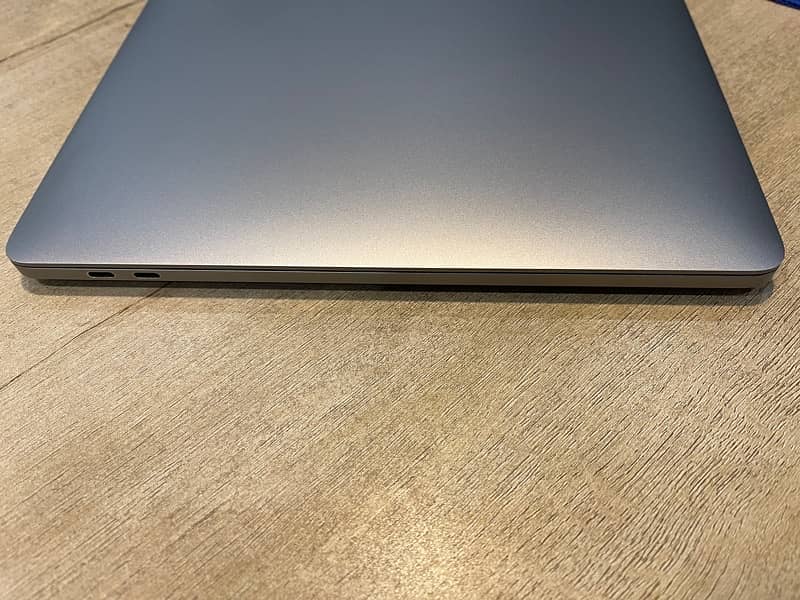 Macbook Pro 15 inch 2016 2