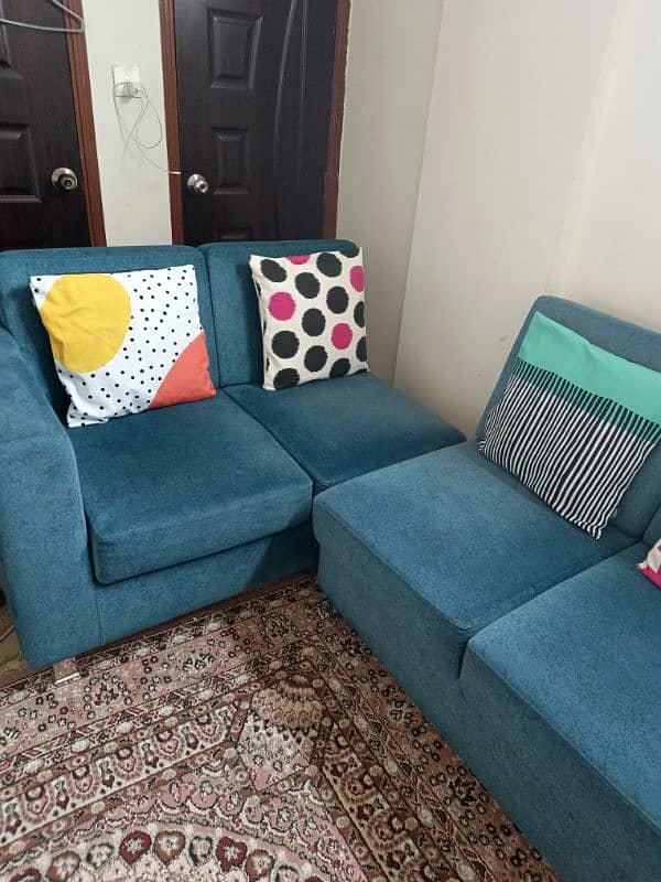 5 seater sofa set, just like new. . 2