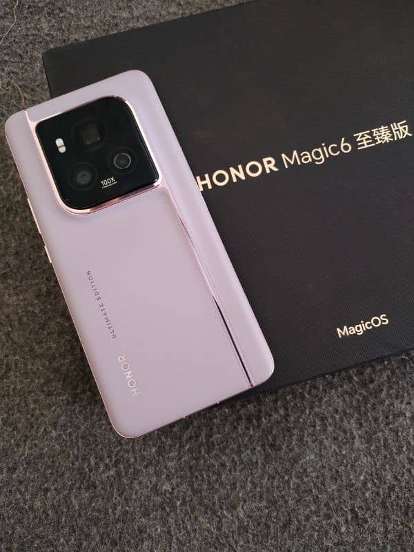 Honor Magic6 Ultimate 16/1TB 9