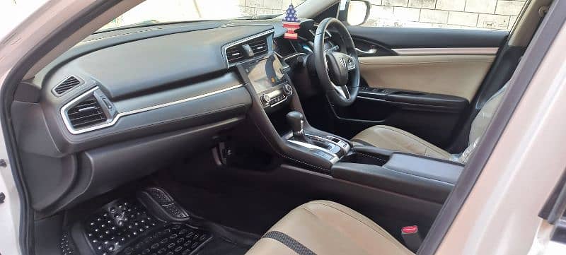 Honda Civic VTi Oriel Prosmatec 2022 8