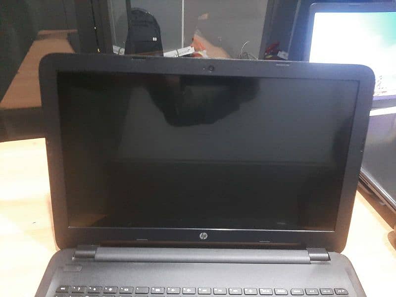 HP Notebook 4