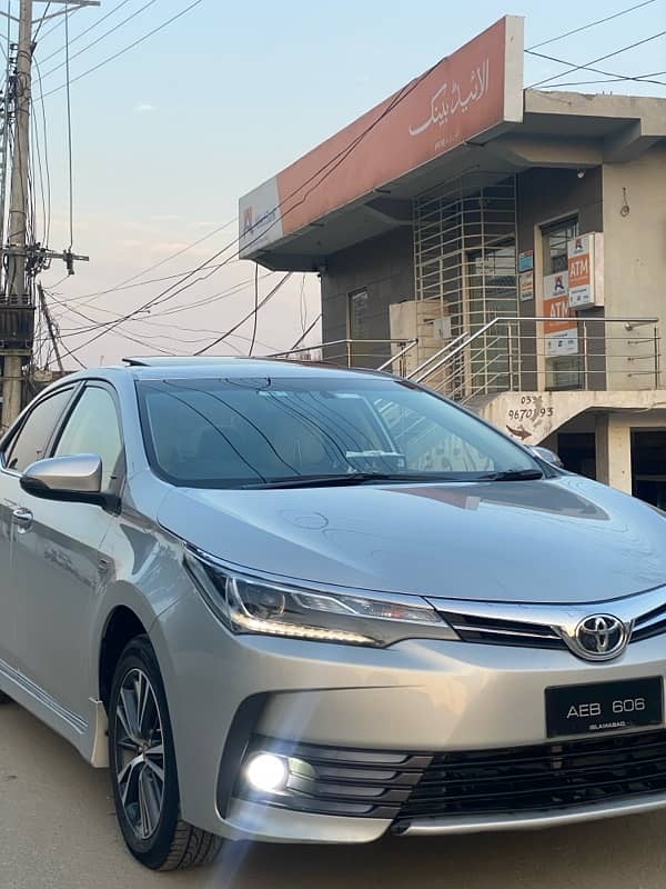 Toyota Altis Grande 2017 0