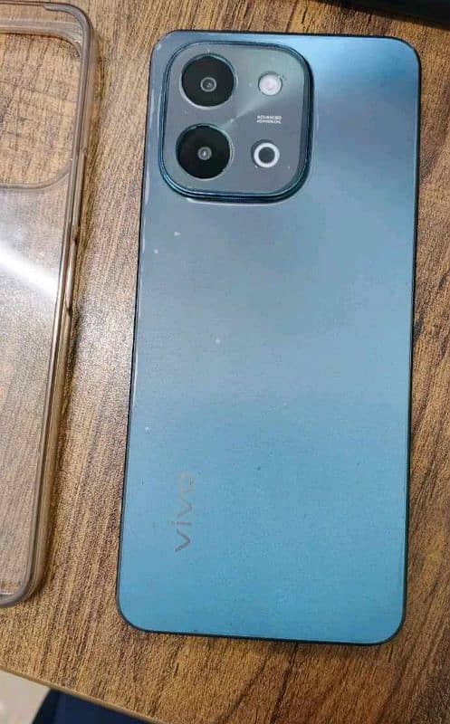 Vivo y28 available for sale in 10 10 condition 0