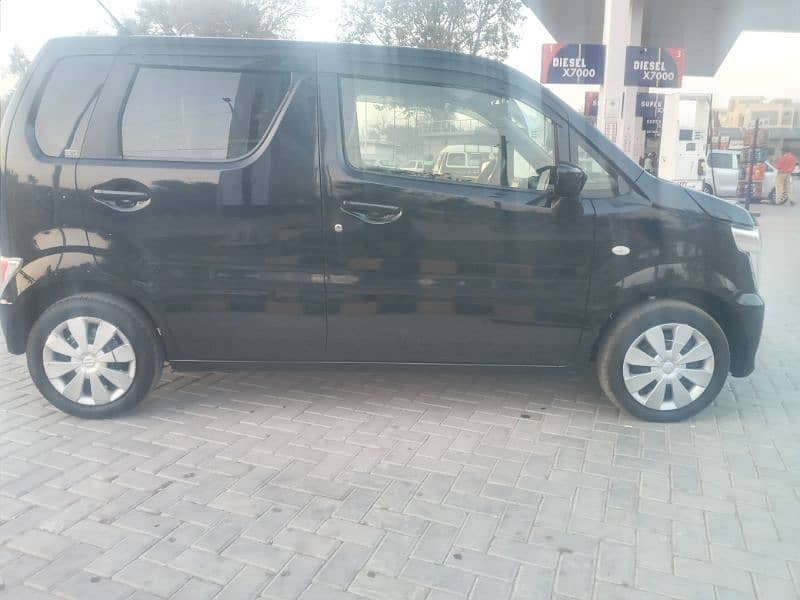 Suzuki Wagon R 2021 3