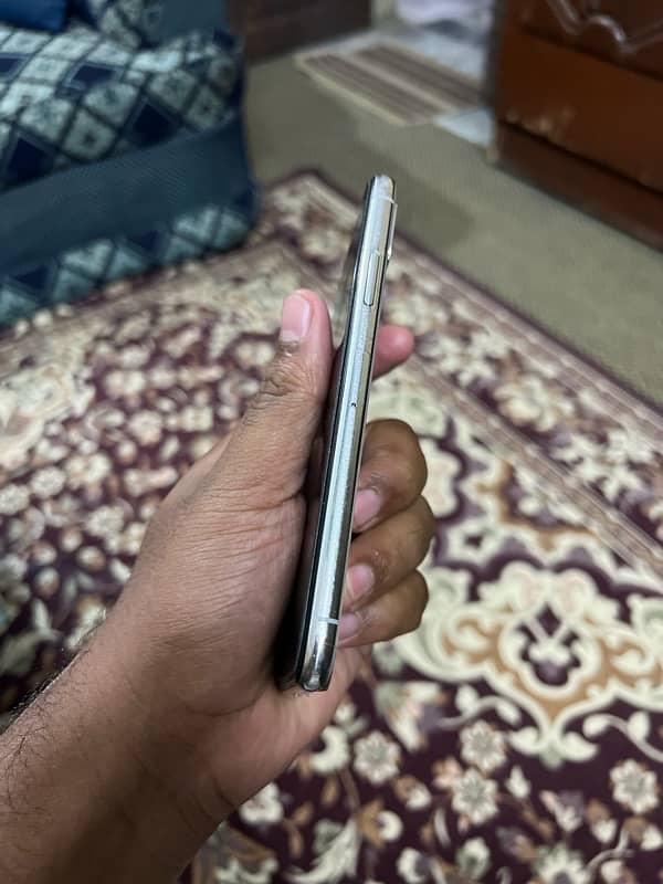 Iphone X 64 gb Pta Approved 3