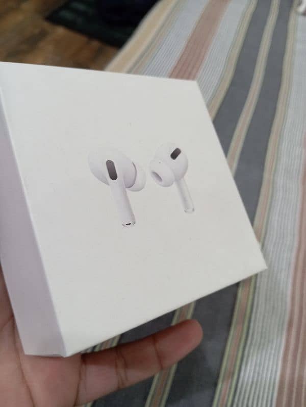 Airpods pro 1st gen for sale 1