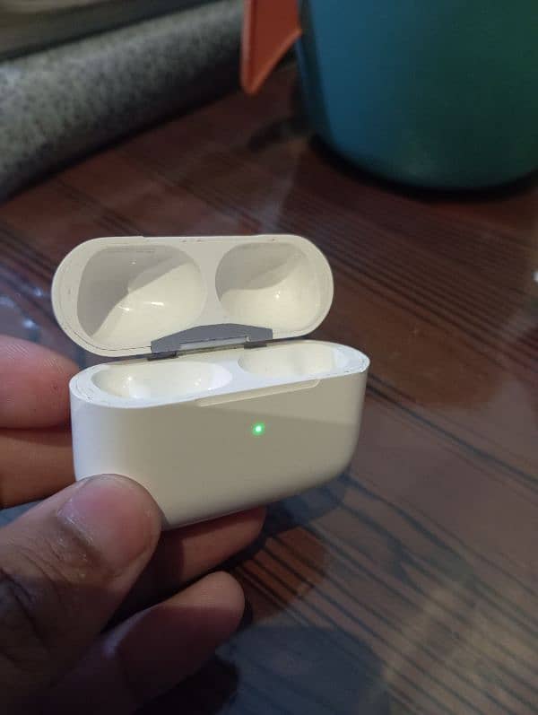 Airpods pro 1st gen for sale 9