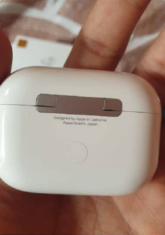 Airpods pro & Airpods pro 2nd generation 4