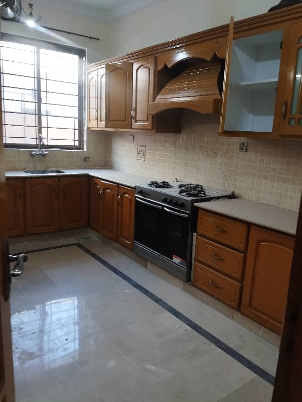 14 Marla Double Storey Gas Available House For Sale 11